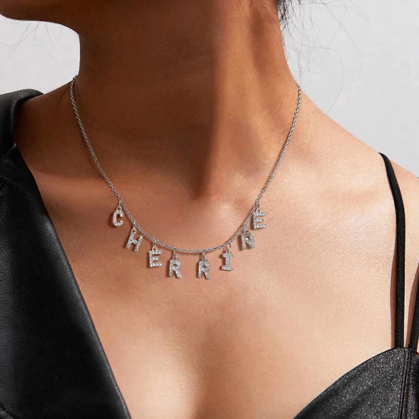 Collier Lettres Précieuses personnalisable